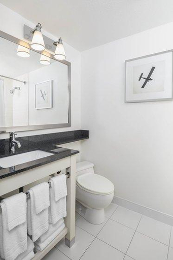 Bathroom 8