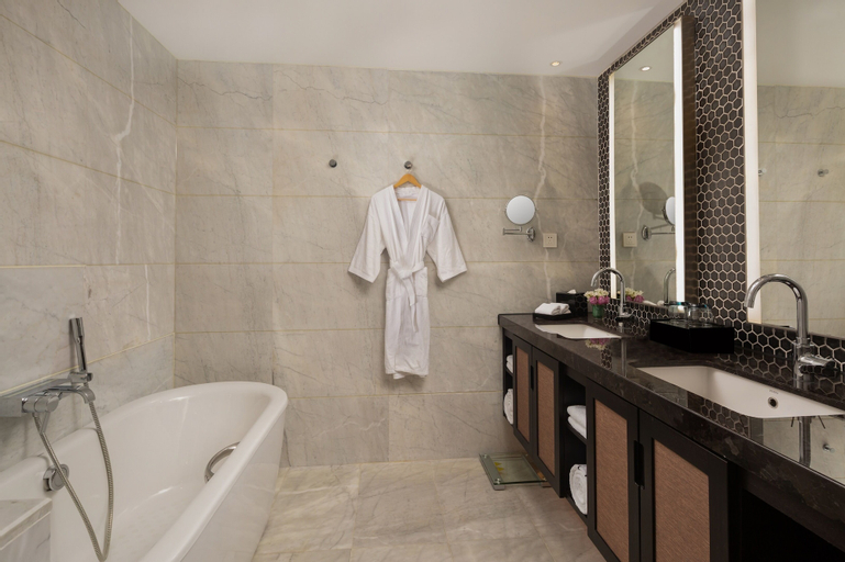 Bedroom 5, DoubleTree by Hilton Shanghai Hongqiao, Shanghai