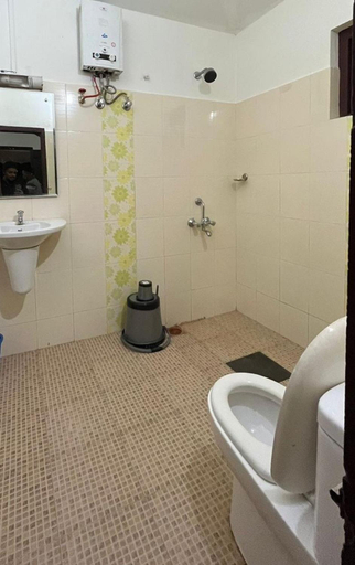 Bathroom 2, Dew Drops Cottage Coonoor By LexStays, The Nilgiris