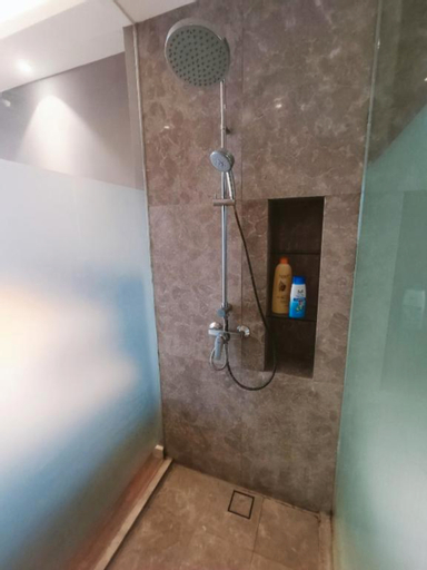Bathroom 4