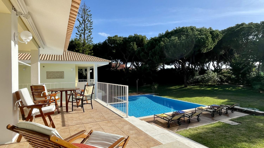 Others 5, Azaleas - Private Pool - 12 Guests - Vilamoura, Loulé