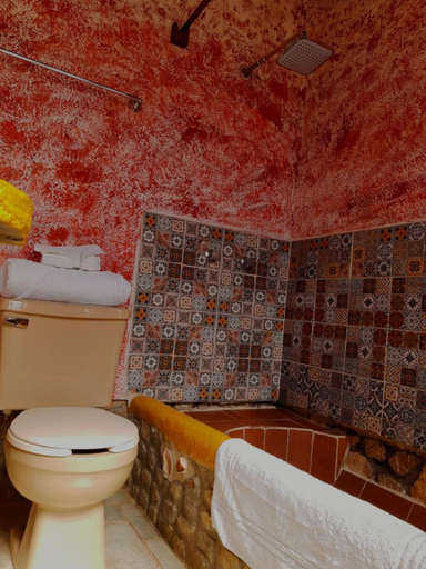 Bathroom 3, Huayapam Yu'u Lodge, Dist. Tlacolula