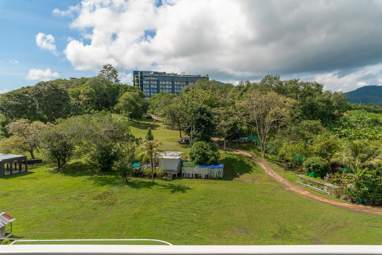 Title V Mountain View, Phuket Island