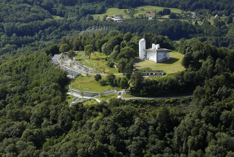 Others 5, La Campagne a la ville dans pavillon avec jardin Clos et privatif, Haute-Saône