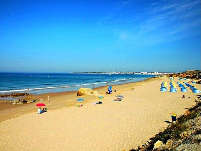 Others 4, Luxury Villa walking distance Gale Beach Albufeira, Albufeira