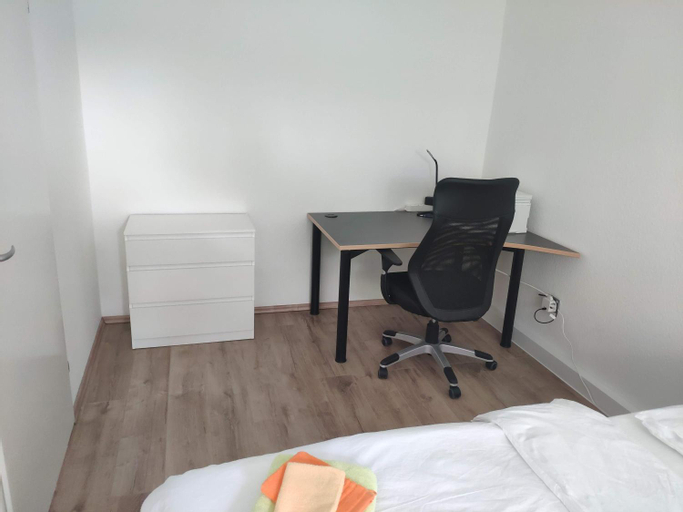 2, Gemutliche Wohnung "Charly" zum Wohlfuhlen zu allem gut angebunden, Paderborn