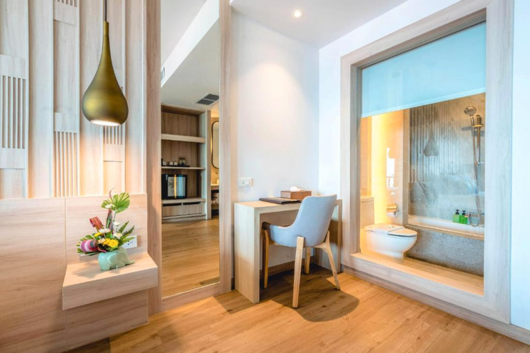 Dining Room 9