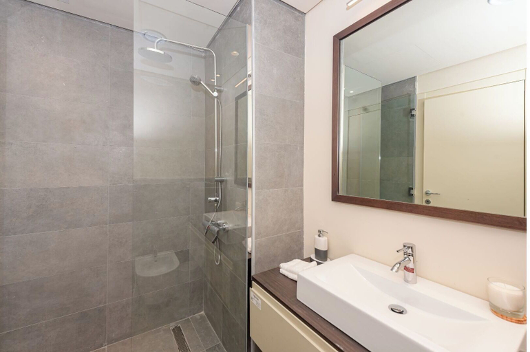 Bathroom 4, Park View Spacious Studio With Balcony, Dubai