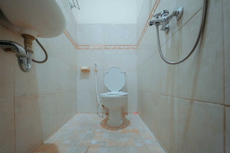 Bathroom 6