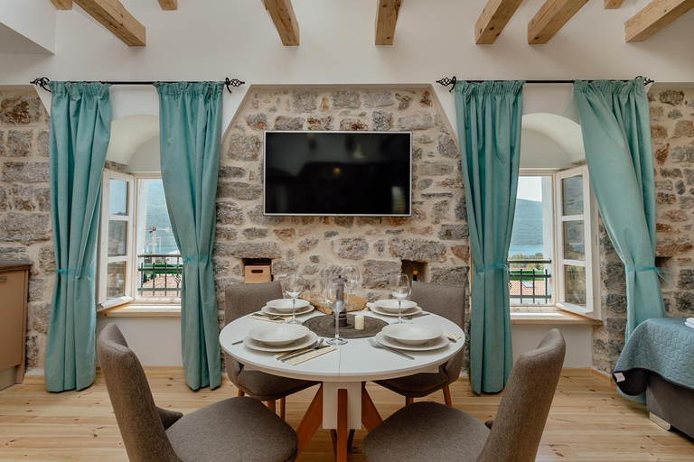 Others 5, Conborgo Apartments