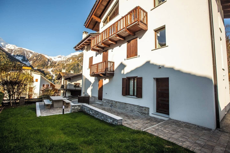 Exterior & Views, JOIVY Magnifique Maison à Courmayeur, Aosta