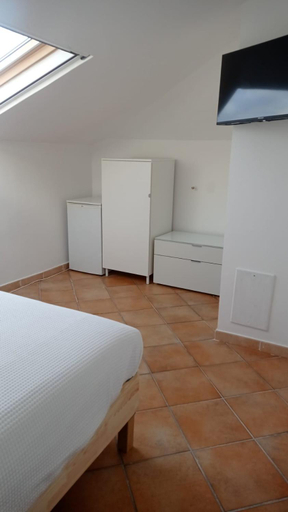 Others 5, B&B Denteferro, Salerno