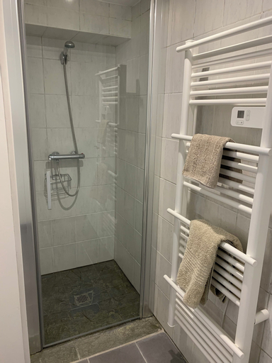 Bedroom 25