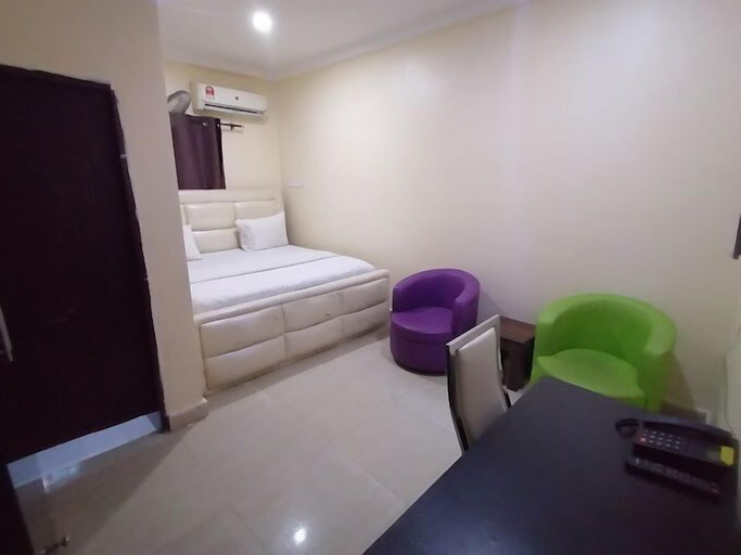 Bedroom 3, Swiss Pyramid Suites, AbujaMun