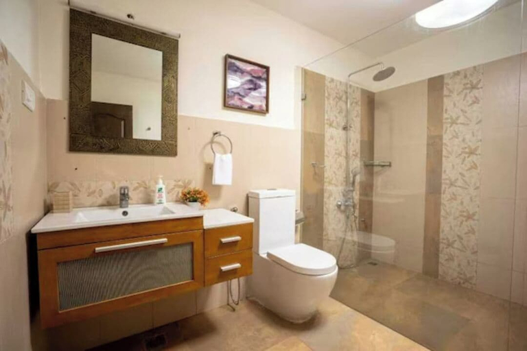 Bathroom 2, Khushana Villa by Baywatch stayzz, Kancheepuram