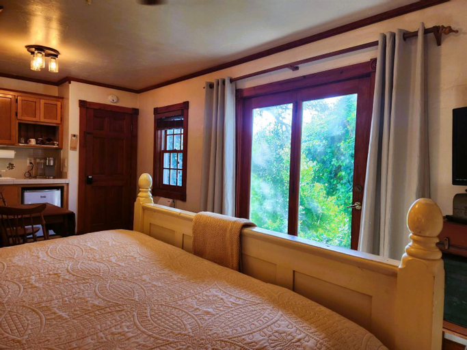 Bedroom 2, Oak Hill Inn, San Diego