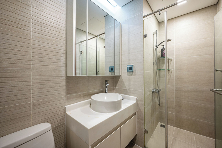 Bathroom 3, Vinhomes Central Park Apartment, Bình Thạnh