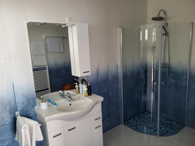 Bathroom 3, Andrea, Bruck-Mürzzuschlag