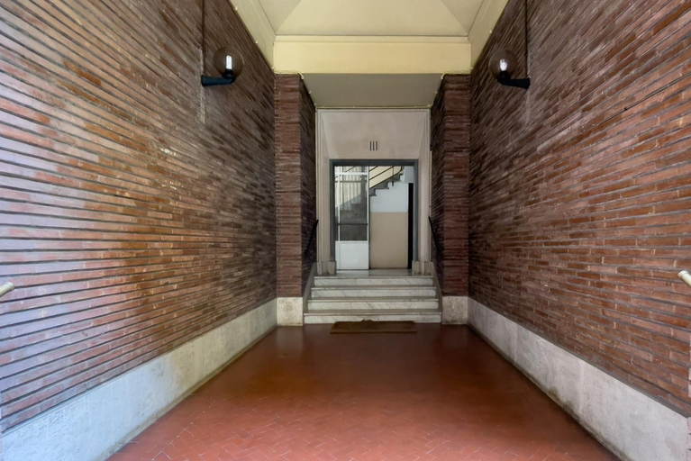 Others 4, Piazza San Pietro Suite, Rome