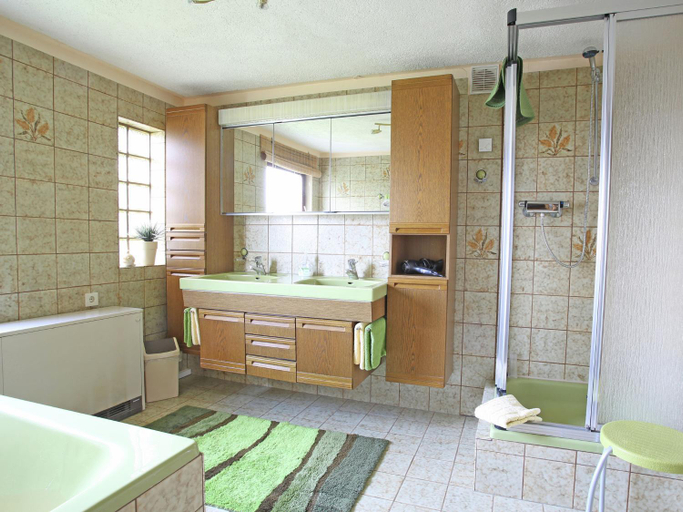 Bathroom, Apartment with terrace and pool in the garden, Altenkirchen (Westerwald)