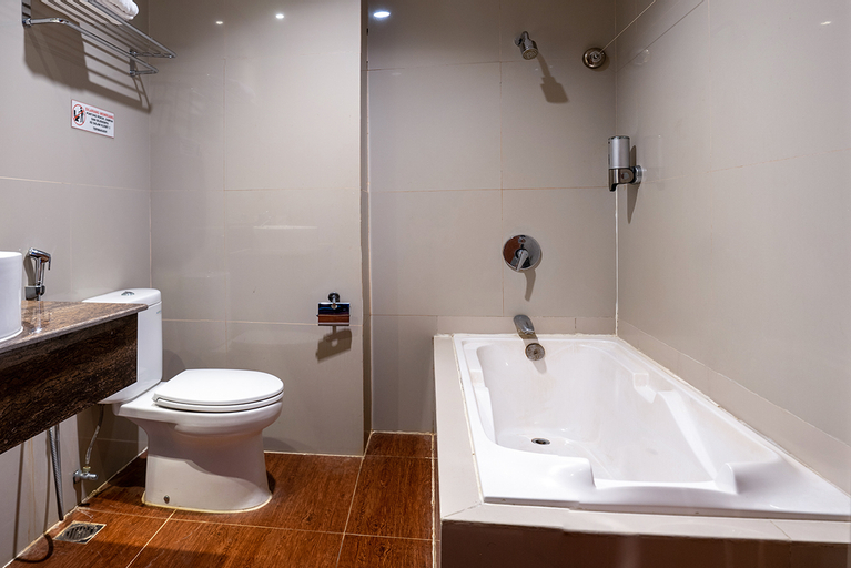 Bathroom 4