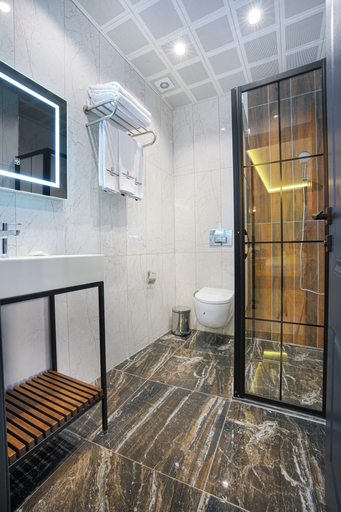 Bathroom 5, Comfort Point Two Hotel, Bakırköy