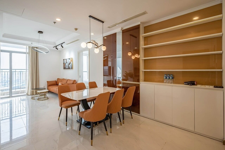 Dining Room 27