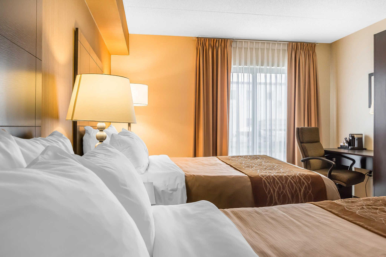 Others 4, Quality Inn, Simcoe