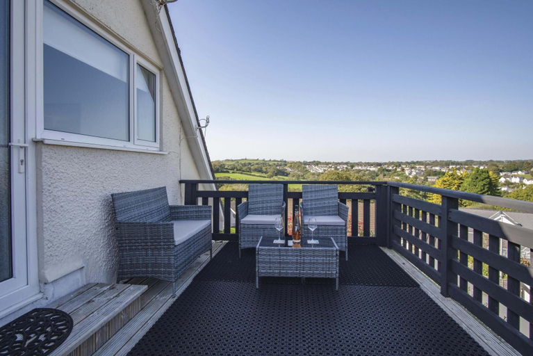 Others 4, High Deck - 1 Bedroom Apartment - Saundersfoot, Pembrokeshire