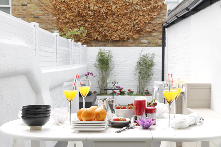 Food & Drinks, Holiday Lets London 2, London