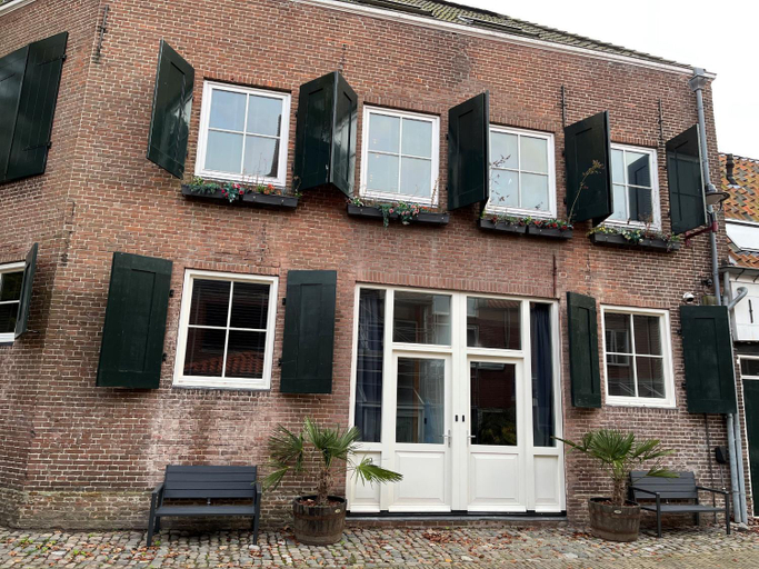 Others 3, Logement de Pauw, Middelburg