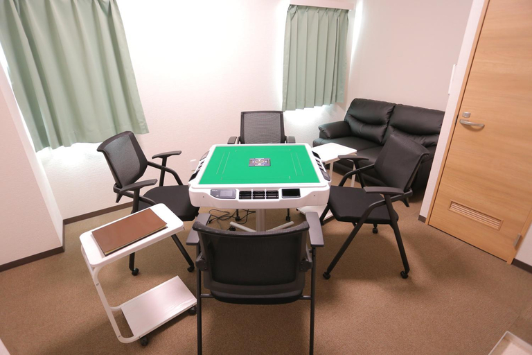 Others 3, 遊悠館, Chitose