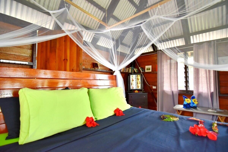 Bedroom 2, Viani Bay Resort at Dive Academy Fiji, Cakaudrove