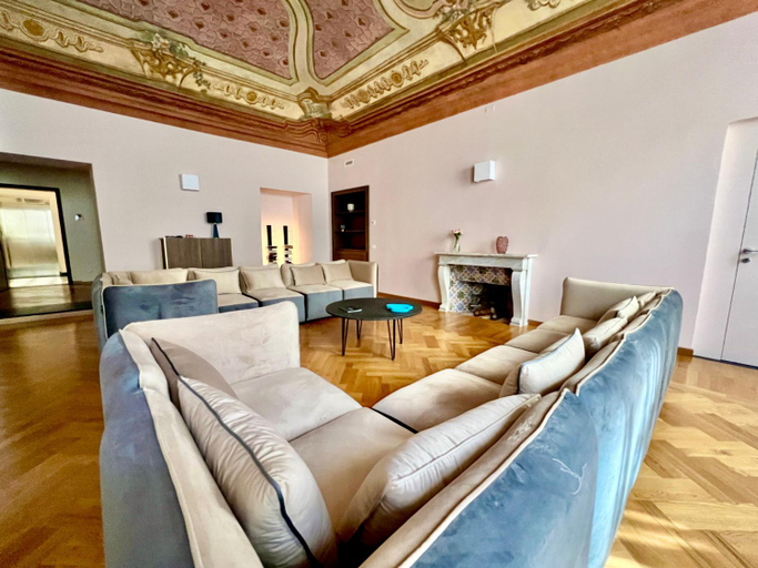 Others 4, The Seven Suites, Genova
