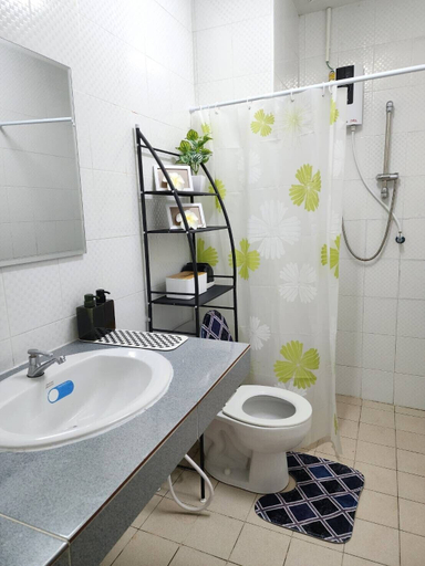 Bathroom 3, Patong Rest & Recharge, Pulau Phuket