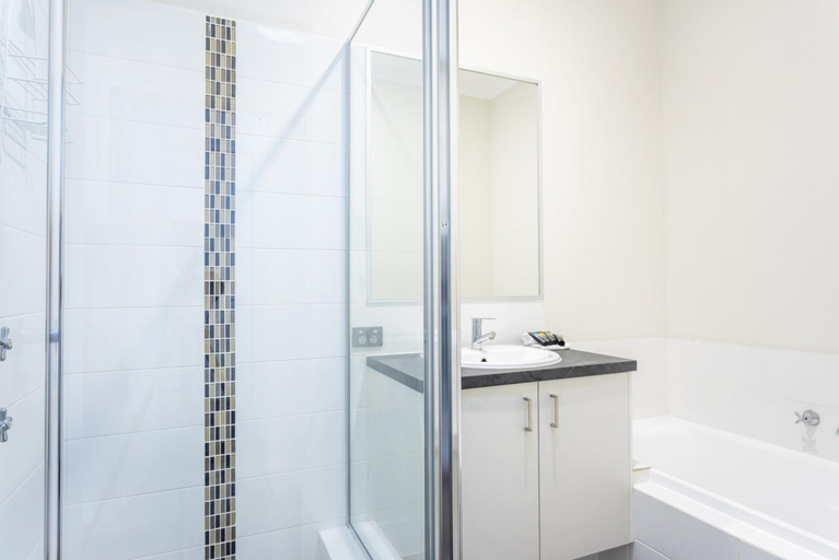 Bambili Place - EXECUTIVE ESCAPES, Armadale