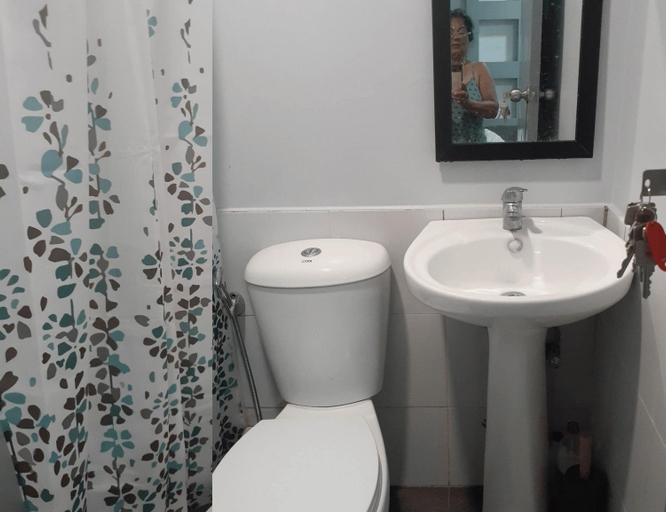 Bathroom, Estien's cozy apartment Palawan, Puerto Princesa City