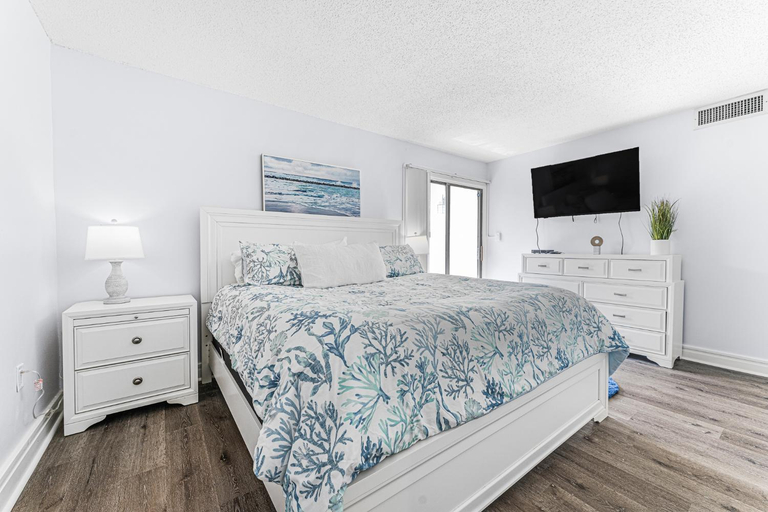 Bedroom 3, Xanadu A1, Beaufort