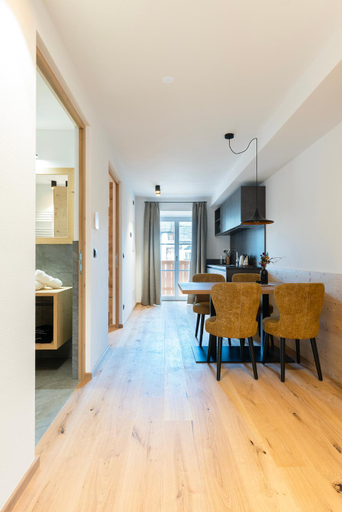 Others 4, Residence Kugler, Bolzano