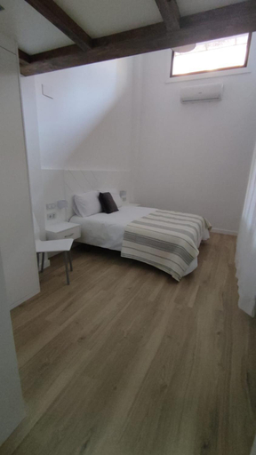 Bedroom 2, vivienda turistica los Robles, Navarra