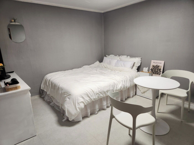 Bedroom 4, STAY MIDO, Jung