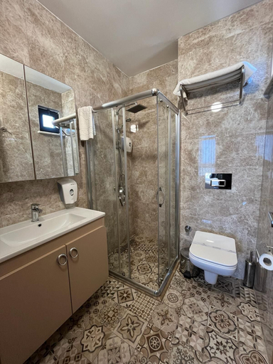 Bathroom 5, Flora Ordu Hotel Apart Suite, Merkez
