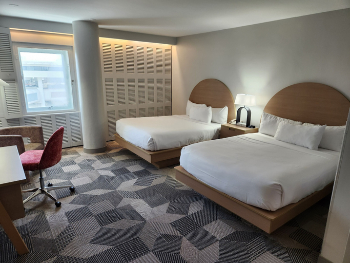 Bedroom 3, Miami International Airport Hotel, Miami-Dade