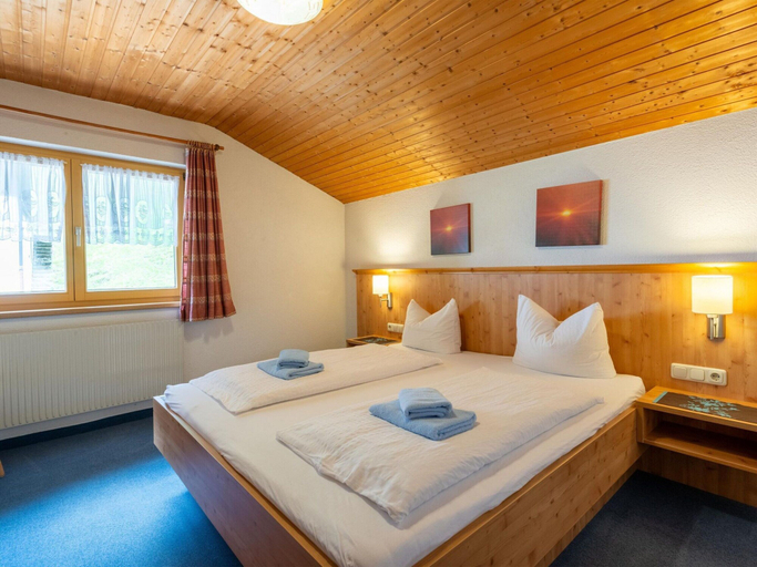 Bedroom 4, Spacious Apartment With Solarium, Bludenz