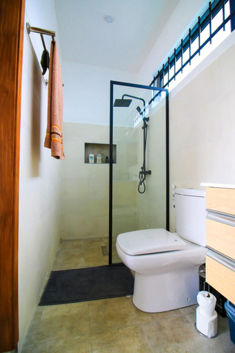 Bathroom 3, Villa Grain de cafe, 4 chambres piscine acces plage