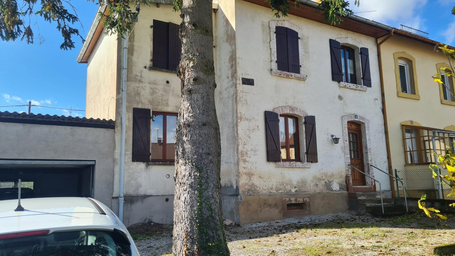 Others 2, La Campagne a la ville dans pavillon avec jardin Clos et privatif, Haute-Saône