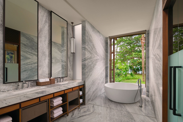 Bathroom 5, Lampung Marriott Resort & Spa, Pesawaran