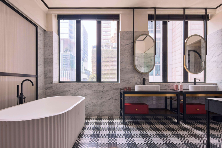 Bathroom 22