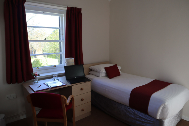 Bedroom 3, Hinsley Hall, Leeds