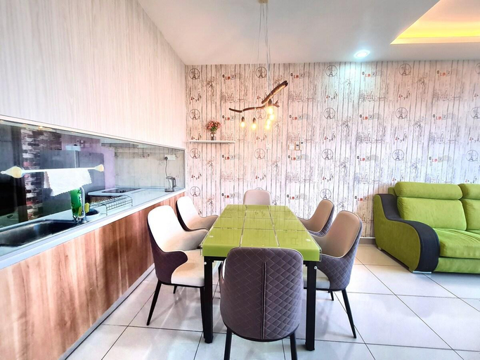 Food & Drinks 4, Palazio 3 bedroom balcony lake view high floor, Johor Bahru